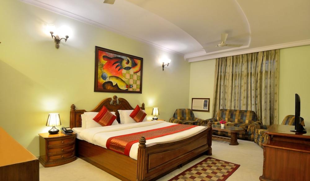 Hotel Pablas International, New Delhi, Near Metro Zewnętrze zdjęcie