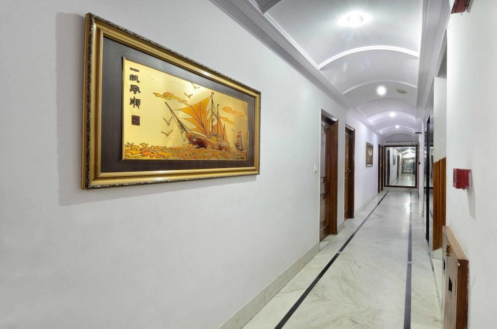 Hotel Pablas International, New Delhi, Near Metro Zewnętrze zdjęcie