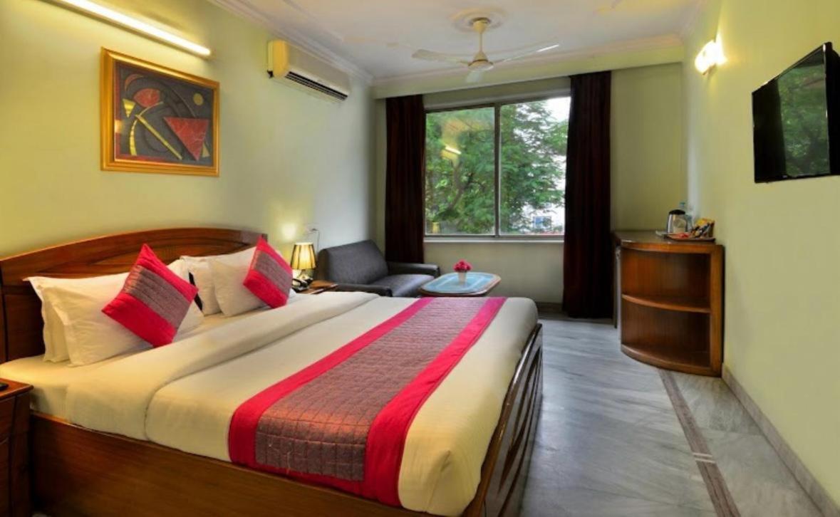 Hotel Pablas International, New Delhi, Near Metro Zewnętrze zdjęcie