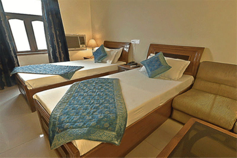 Hotel Pablas International, New Delhi, Near Metro Zewnętrze zdjęcie