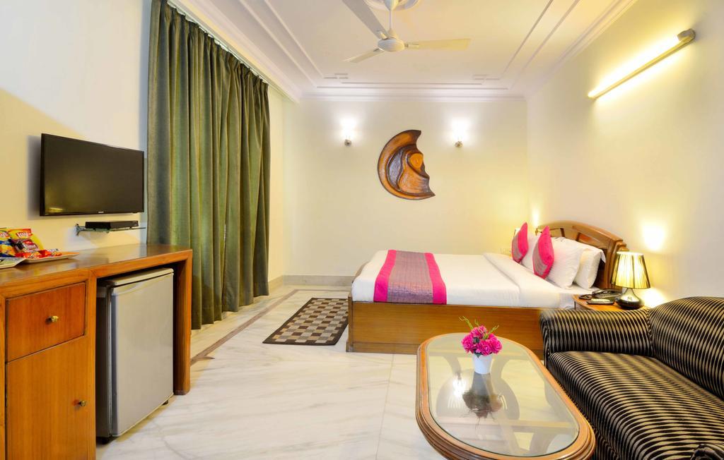 Hotel Pablas International, New Delhi, Near Metro Zewnętrze zdjęcie