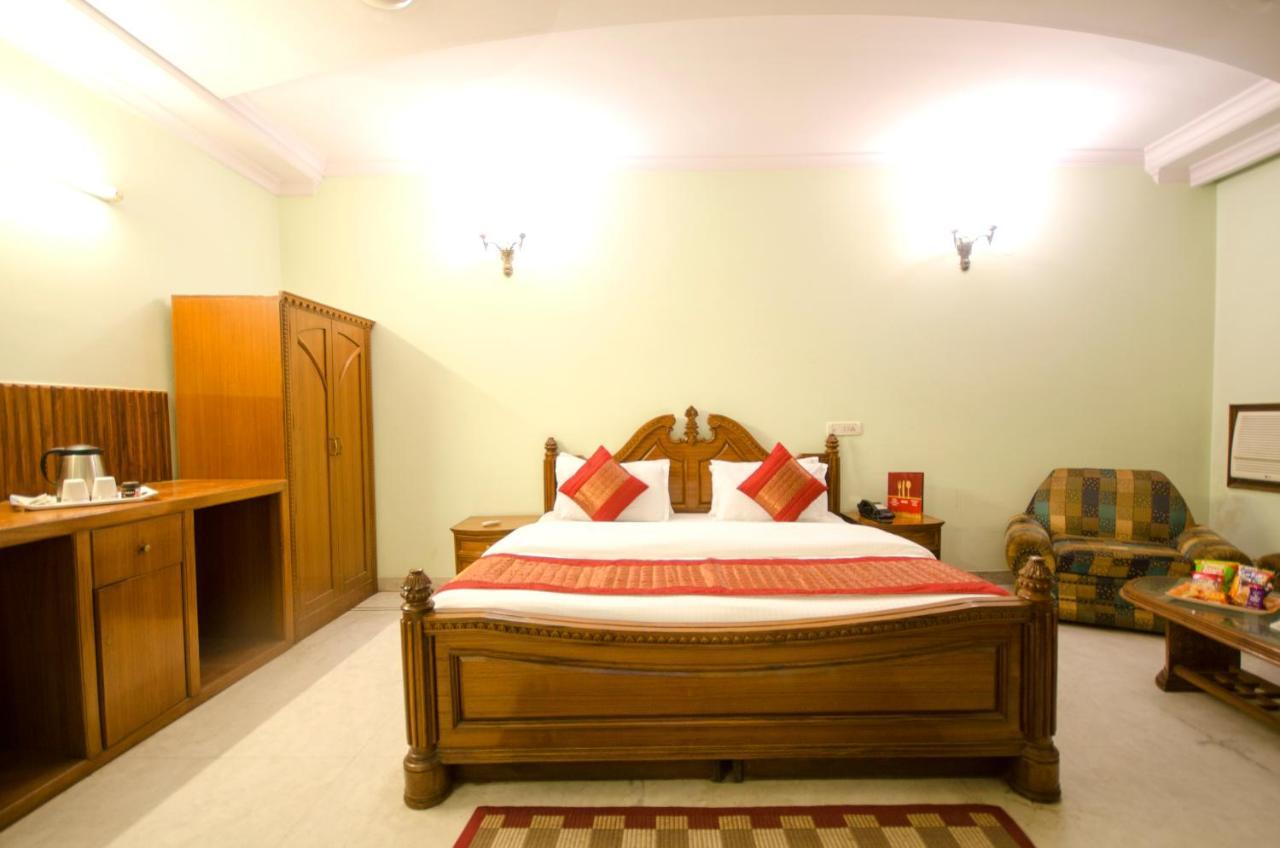 Hotel Pablas International, New Delhi, Near Metro Zewnętrze zdjęcie
